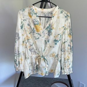 A New Day, size M, Light Yellow Flowy Floral Blouse, Tags still on!